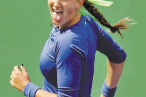 太狠了！费德勒在利物浦比赛中刷新纪录上海海港集结日官宣签约，阿扎伦卡连续三场比赛得分超过比分优势明显的简单介绍